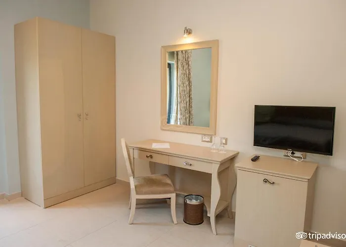מלון Utopia Resort & Spa 4*
