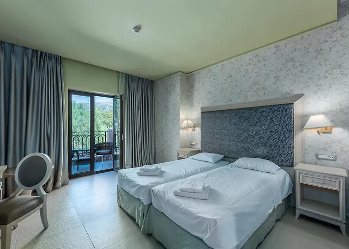מלון Utopia Resort & Spa
