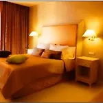 Utopia Resort & Spa Hotell 4*