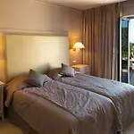 Utopia Resort & Spa Hotell