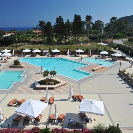 فندق Utopia Resort & Spa Kefalonia Island