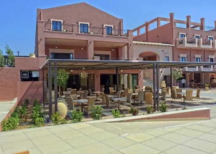 Utopia Resort & Spa 4*