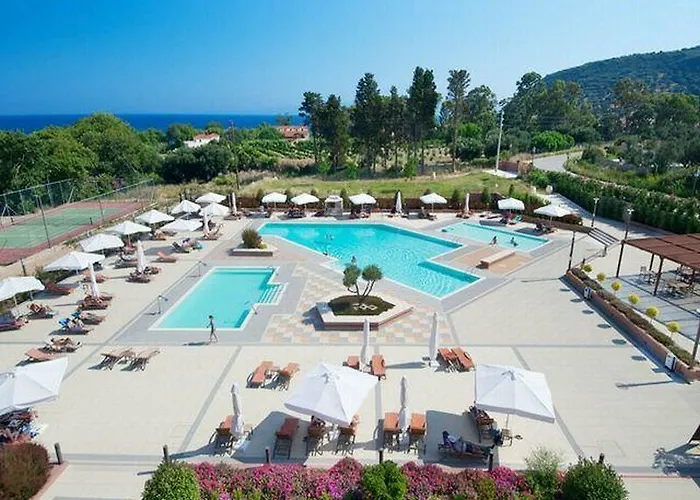 Utopia Resort & Spa 4*
